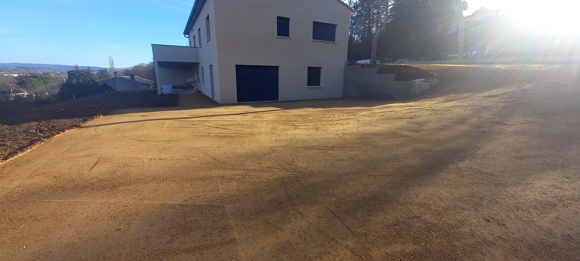 Création de parkings et chemins d'accès